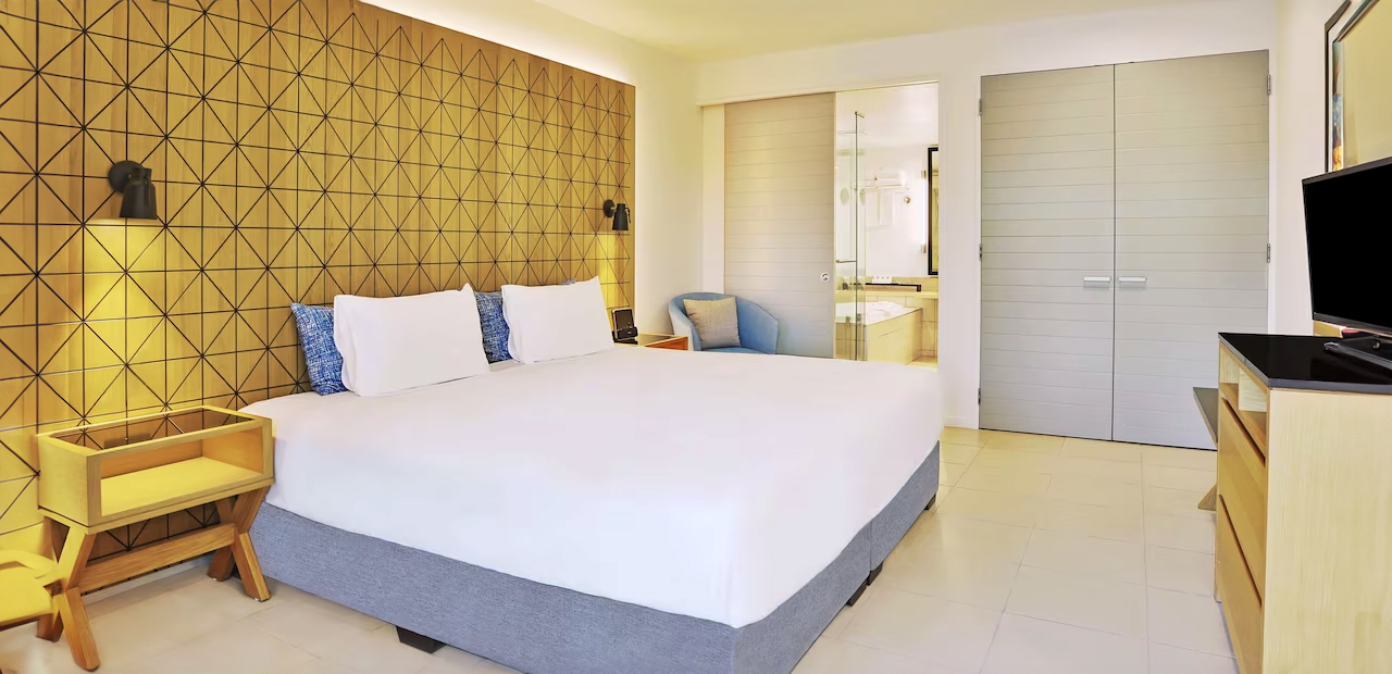 Radisson Blu Resort Fiji - Garden View Suite - One Bedroom 23/25 - 20%OFF